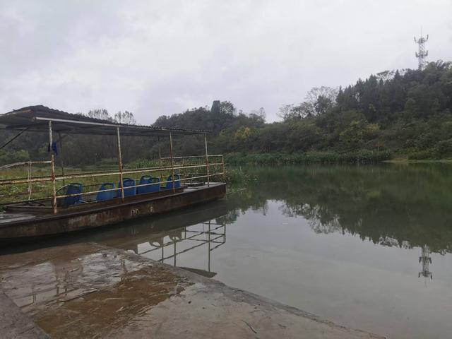 遵义新蒲：沙滩旧景有“花山”