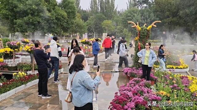 东河区：文商旅深度融合 假日经济持续升温