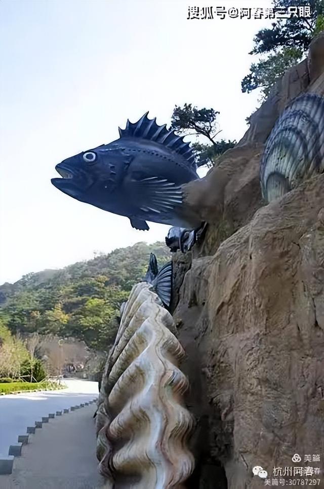 大连海之韵山体壁雕