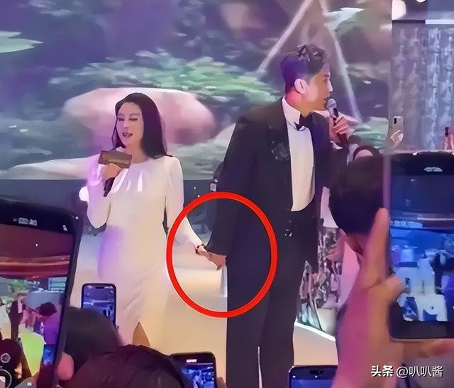 他8次上春晚	，作死被捕入狱，如今56岁无人问津，沦落到四处走穴