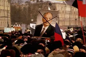 能让整个西方都恐惧的苏联，是如何一步一作死，最终输掉冷战的？图片