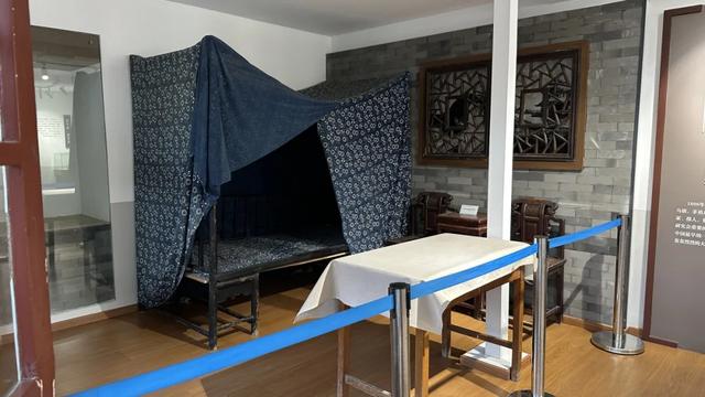 南锣鼓巷太挤?向东拐,去茅盾故居感受文学静谧