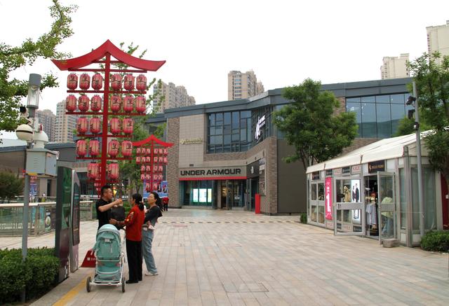 晋阳湖畔的王府井·太原