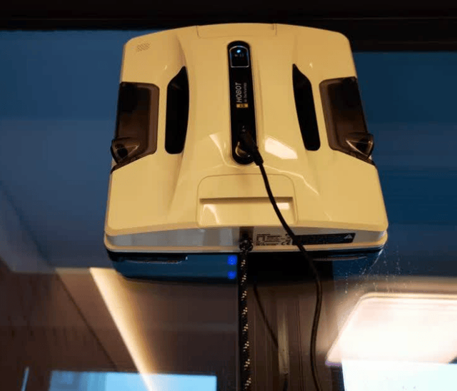 双十二擦玻璃器哪个牌子最好？2025年度擦窗机器人测评推荐