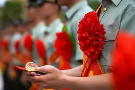 行风帮你问丨《军人抚恤优待条例》修订之后定期抚恤金的标准是否有所调整？图片