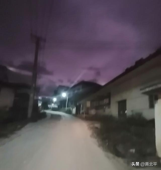 广西南宁市武鸣、兴宁、宾阳交界的上江乡，撤销变为村连赶集都没