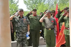 战友聚会，我发现了一个怪现象，大家都是这样吗？图片