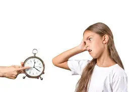 孩子爱磨蹭不是病，家长老催促才要命！学会这4点，再也不用催娃图片