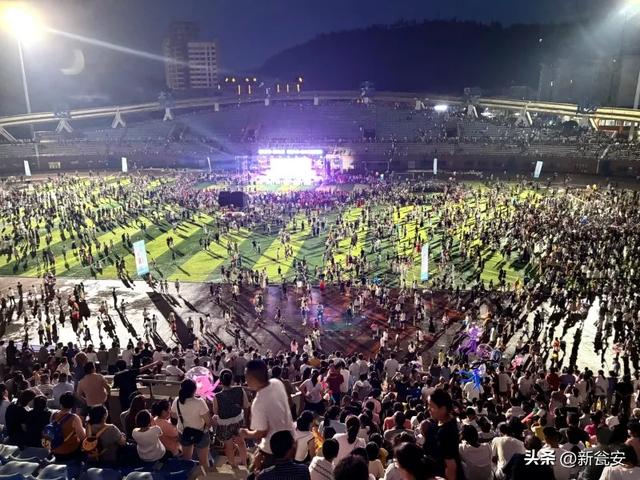 社区飙艺、泼水蹦迪！瓮安这场夏夜盛宴太燃啦
