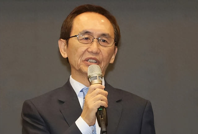 登机赴京前，郑丽文任命新大将，国民党内斗爆发，吴子嘉表态亮了