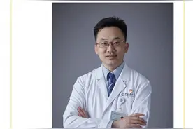 中日友好医院胸外科副主任出轨护士长、规培医生，连环丑闻曝光图片