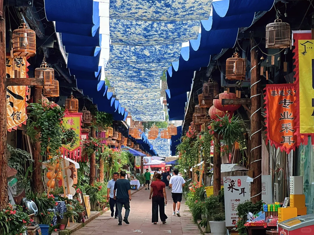 旅游攻略|成都十大必游古镇：交通路线+景点特色，强烈推荐！