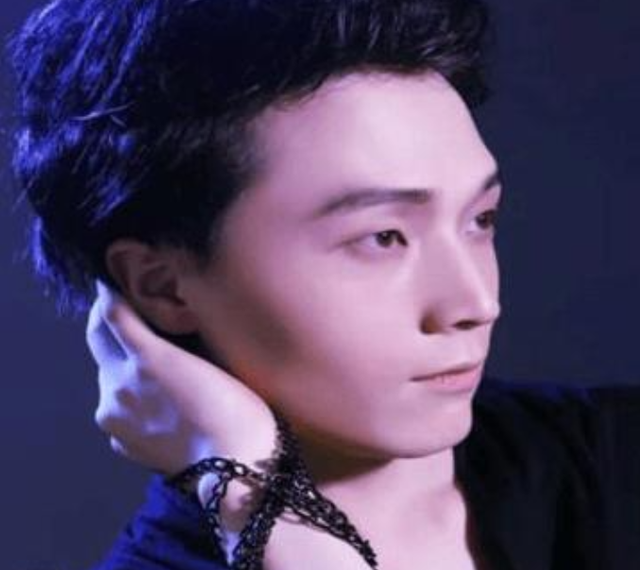 曝34岁知名演员已被枪毙！中国娱乐圈首例，倪大红、李雪健被牵连