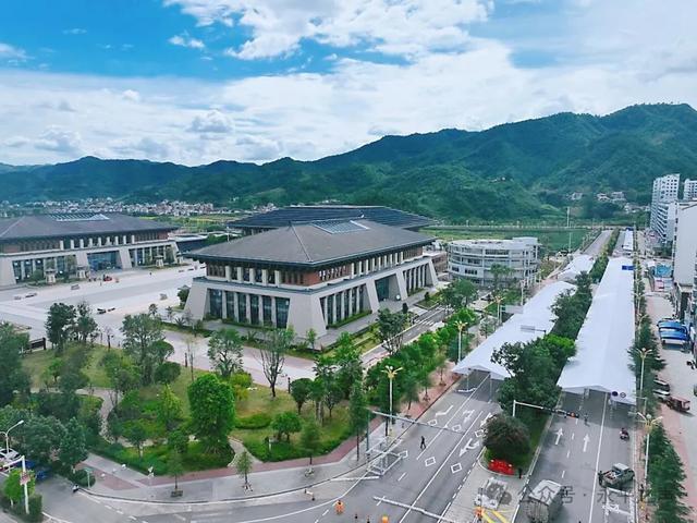 2025云南·大理永平第十届博南文化节暨黄焖鸡美食节筹备工作紧锣密鼓推进中！