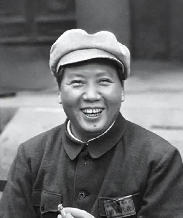汪东兴保护毛主席30年，晚年懊悔：当年瞎了眼，让主席用这人