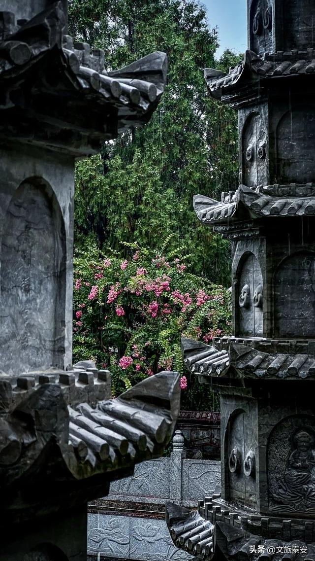 跟着节气游泰安 | 千年古寺雨后秒变“人间水墨”，小泰来避雨意外拍出了人生照片！