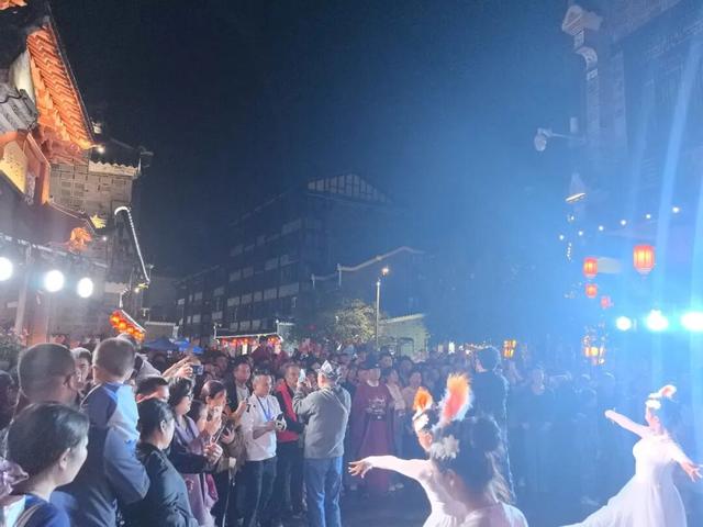 【 “雨” 你相约】国庆假期圆满收官！石泉文旅市场“热”力全开，魅力再升级！