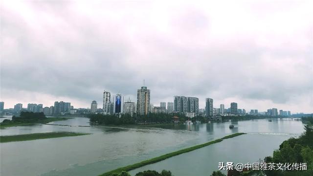 嘉州山水，诗意凡光