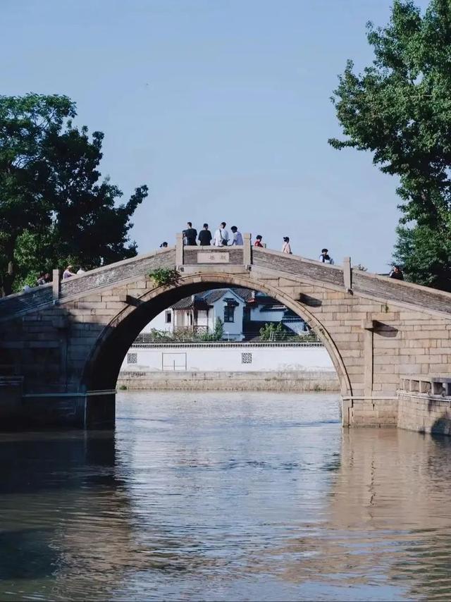 姑苏城外寒山寺