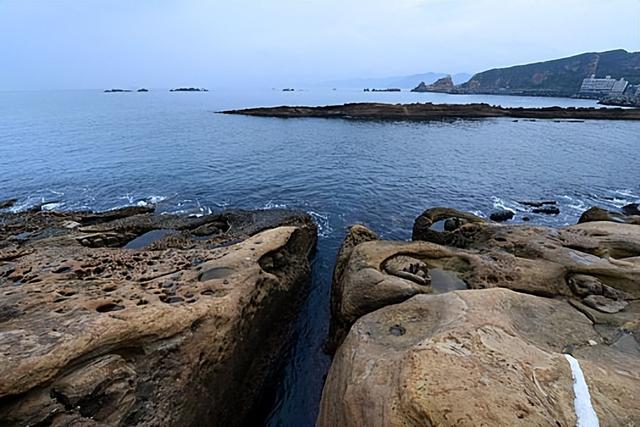美国退让了？台媒：美国已经默认了，“台海没有中线”