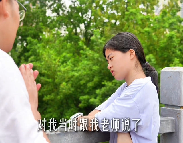 全国第一！梁诗祎被空军航空录取，透露招飞经历，有望清北双学籍
