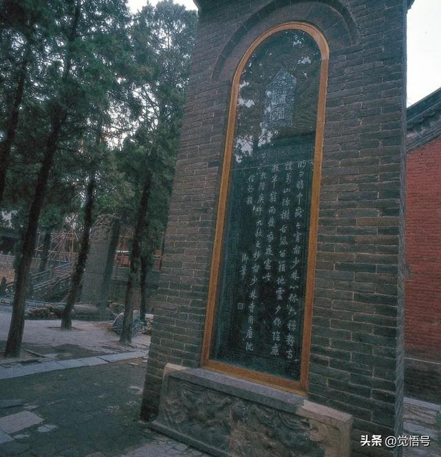 争议之外，来认识一个你可能不了解的少林寺