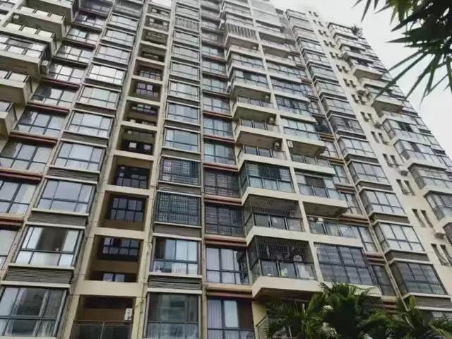 三亚不好玩了?东北人大批撤离,离开原因不是物价,而是生活现实