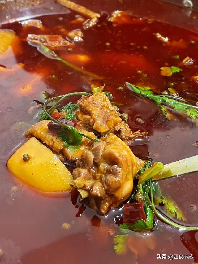 低调的昭通快藏不住了，其貌不扬的美食竟然这么好吃！