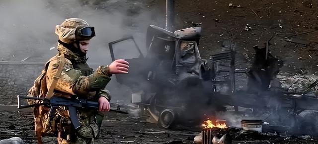 高市仍不死心！中方发出最后警告，中日爆发战争的可能性有多高？