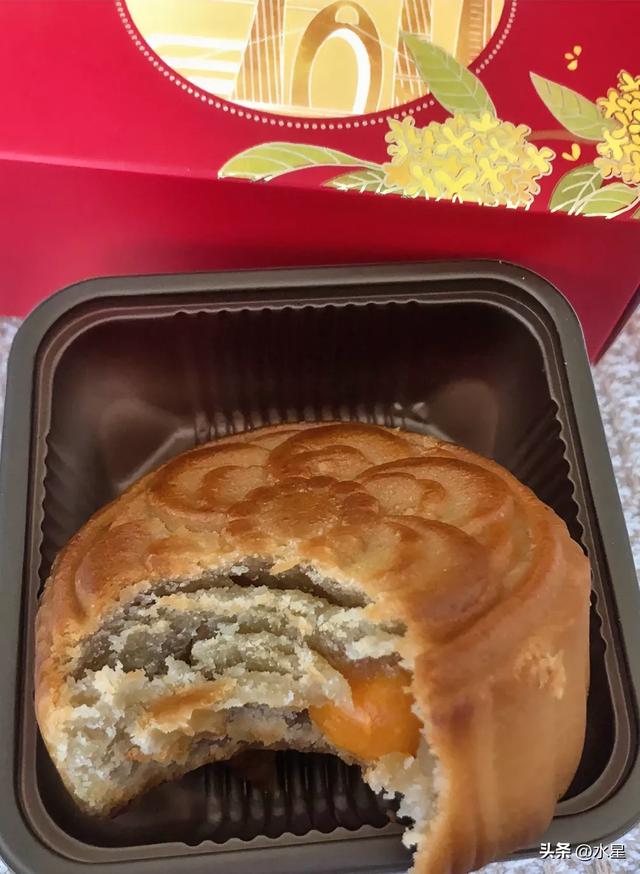 北方人请回避，给南方人看看怎么吃月饼——与辉同行定制月饼品鉴