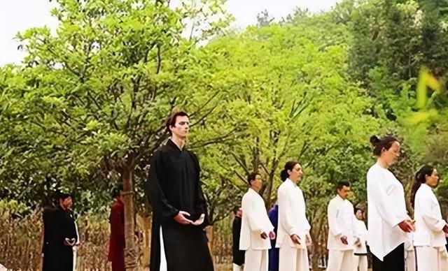 站桩如何进阶深度入定？掌握这些心法，解锁身心合一的高级境界