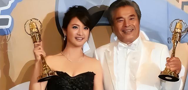 “6个老婆”一屋同住，每人每月7万零花钱	，71岁又娶第七房小娇妻