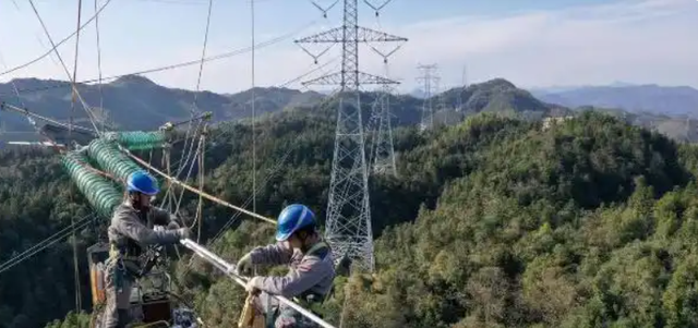 光伏电站的“保命开关”有多关键？全球为何只有几家能造？