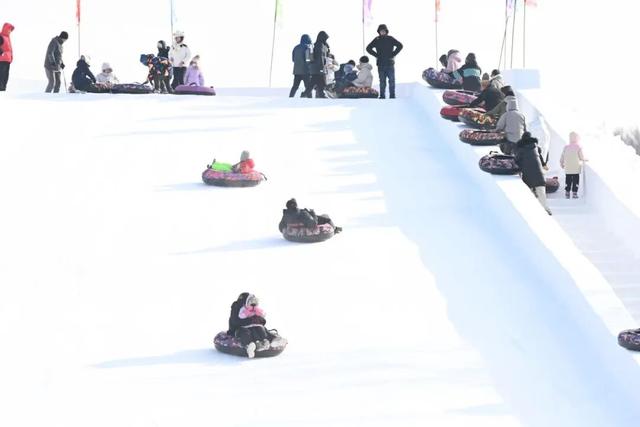 冰上“撒欢儿”指南！超多冰雪游玩项目已就位！