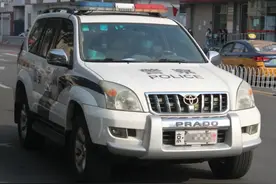 中国警车“大换血”，丰田普拉多大众途观被抛弃，网友：早该如此图片