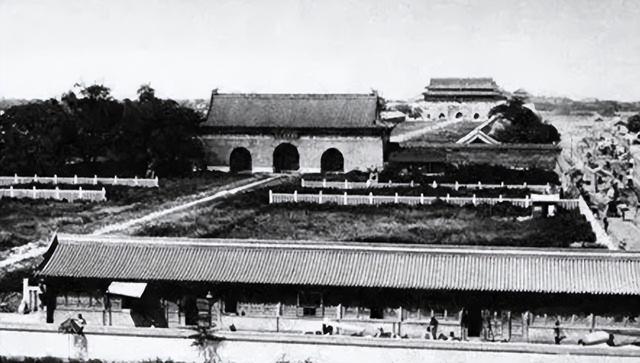 如果当初采纳梁思成先生的方案，北京将是世界上最宏伟的千年古都
