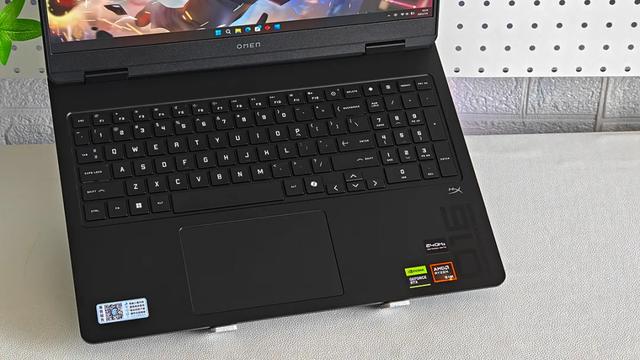 R9 8945HX同阶无敌 暗影精灵11锐龙版评测 更强大的RTX5060游戏本