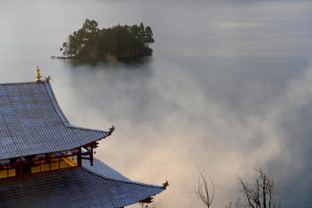 一年中最后一场华丽的秋色，鹤庆泸沽湖休闲5天游！11月底出发