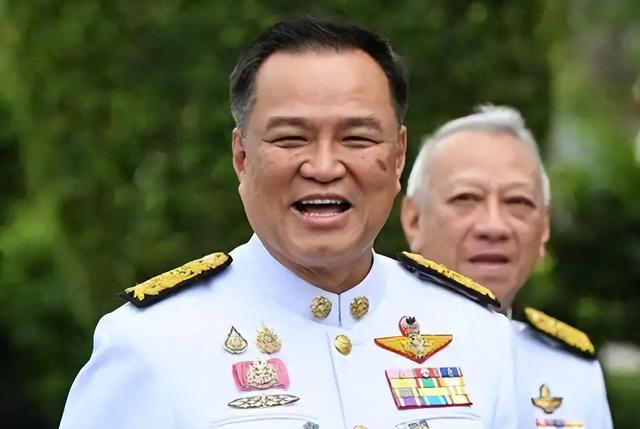 他信家族再无翻身可能？泰国政府改朝换代，新总理自称100%中国人后代，对华态度不一般，中方第一时间回应