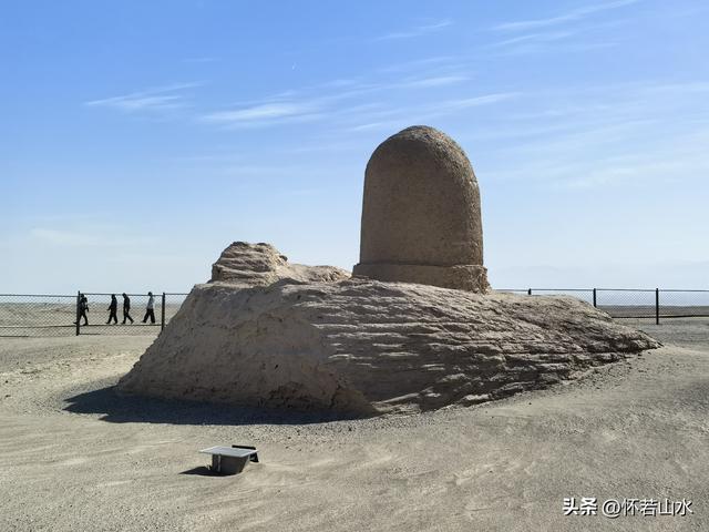 2025环南疆沙漠铁路背包自由行日记(1)——从乌鲁木齐到若羌