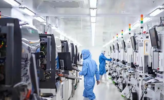 荷兰光刻机新规，震动全球芯片业，中国供应链自给已经按下加速键