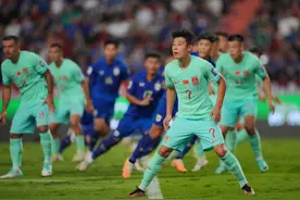 世预赛完整积分榜：日韩沙澳阿卡伊领跑，2个14亿人口大国爆冷图片