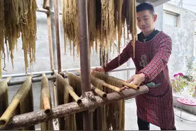 延续百年，纯手工地瓜粉条“下”起来图片