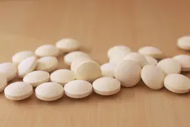 锯叶棕果实提取物是治疗前列腺增生的常用药，科学服用注意6点图片