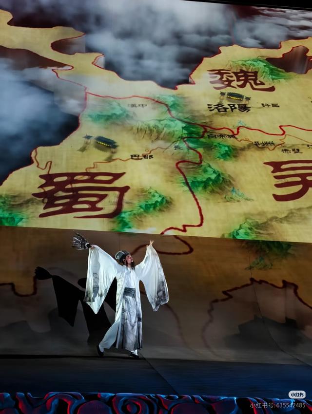 国庆邀约丨邂逅临沂，共赴一场金秋的红色与浪漫之约！