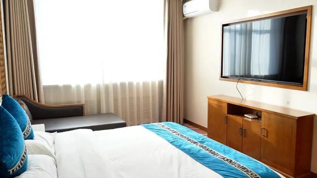 歌游内蒙古·欢乐冰雪季丨内蒙古冰雪英雄会额尔古纳站商户联动特惠来啦！