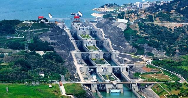 三峡大坝还能撑多久？如果拆除三峡大坝，会产生哪些影响
