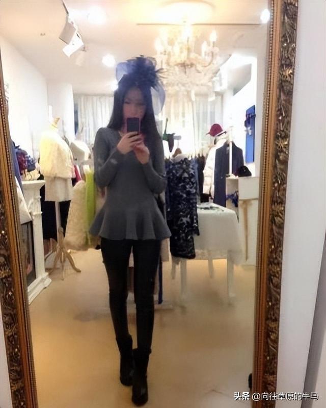 云南女孩四岁被奶奶赶出家门 外婆养大她 如今带88岁外婆北京看升旗