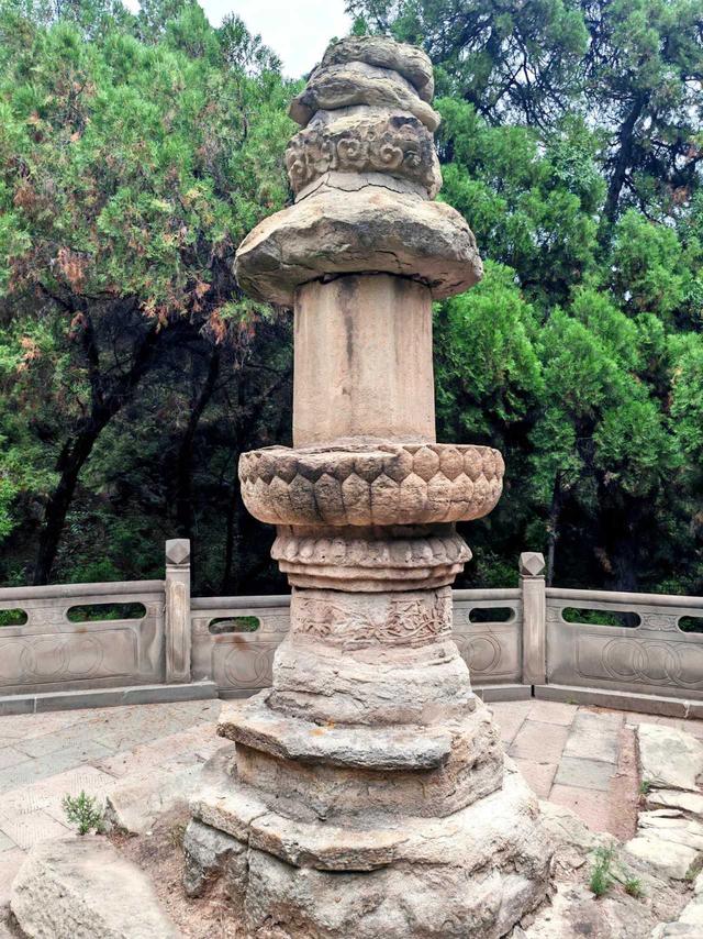 卦山天宁寺塔林——交城