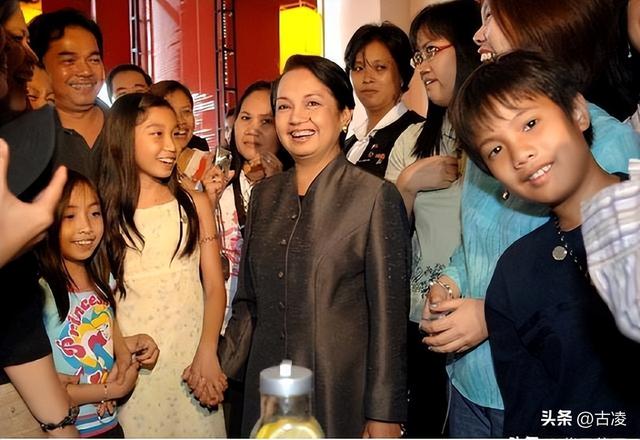 菲律宾前总统阿罗约：西方解决国际冲突靠战争，而中国有东方之道